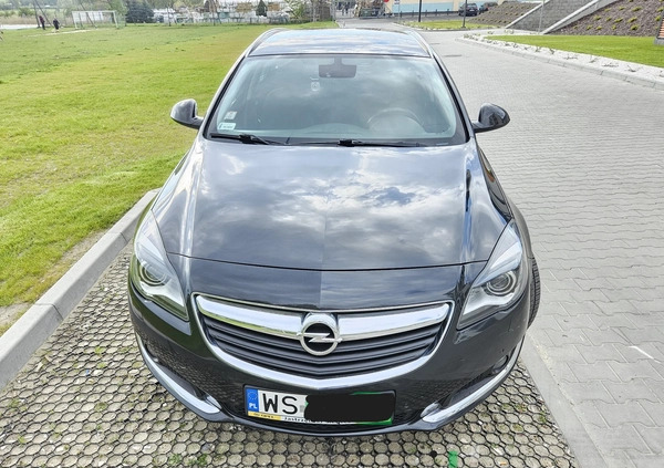 Opel Insignia cena 42000 przebieg: 221000, rok produkcji 2016 z Siedlce małe 407